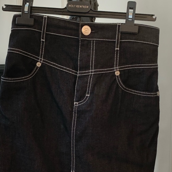 ESCADA JEAN SKIRT - Picture 7 of 11